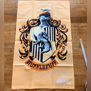 Harry Potter, Hufflepuff, tea towel/wall, decor, Warner Brothers, London